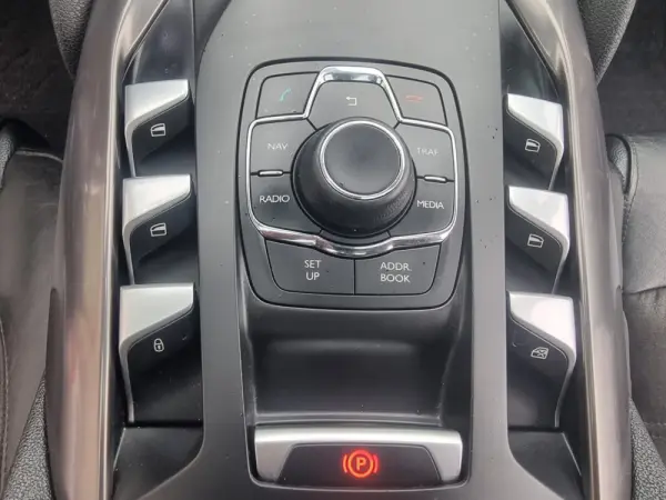 Citroën DS5 2.0 HDi Hybrid4 So Chic CMP6 23