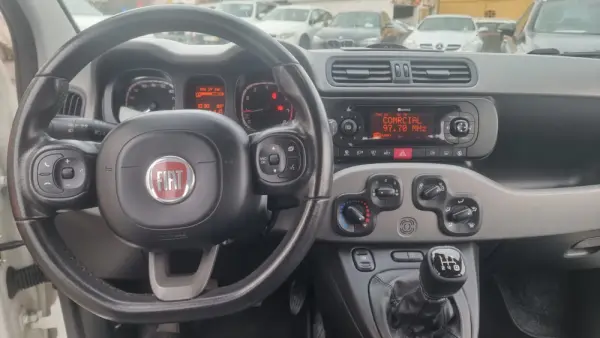 Fiat Panda 1.2 Lounge S&S 8