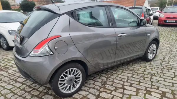 Lancia Ypsilon 1.2 S&S Platinum 4