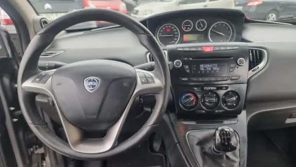 Lancia Ypsilon 1.2 S&S Platinum 7