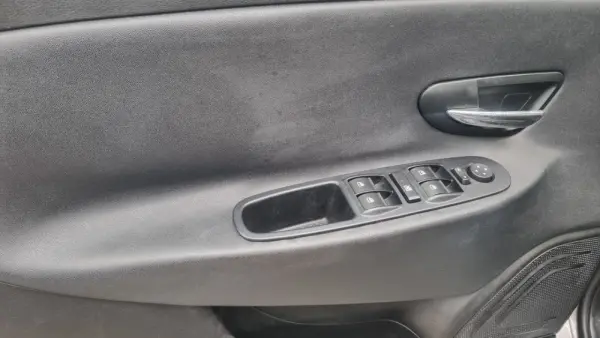 Lancia Ypsilon 1.2 S&S Platinum 17