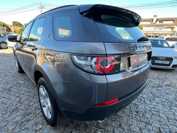 Land Rover Discovery Sport 2.0 TD4 HSE Auto 4