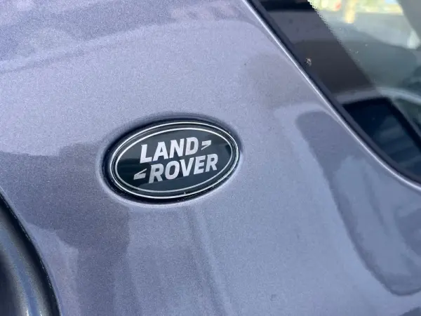 Land Rover Discovery Sport 2.0 TD4 HSE Auto 26