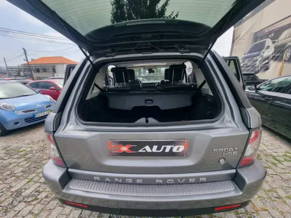 Land Rover Range Rover Sport 3.0 TDV6 HSE 9