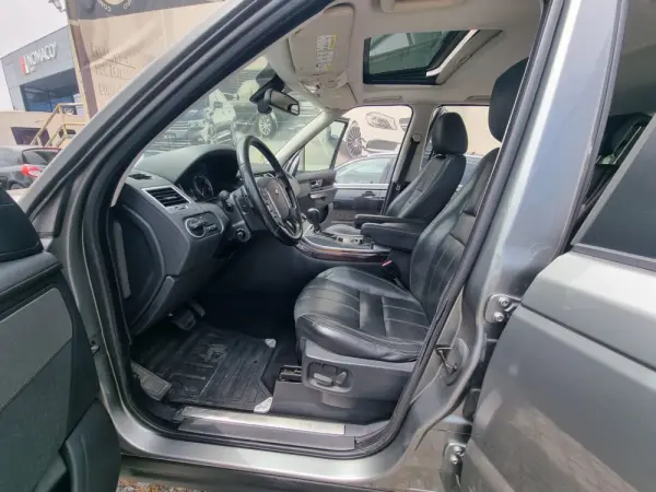 Land Rover Range Rover Sport 3.0 TDV6 HSE 20