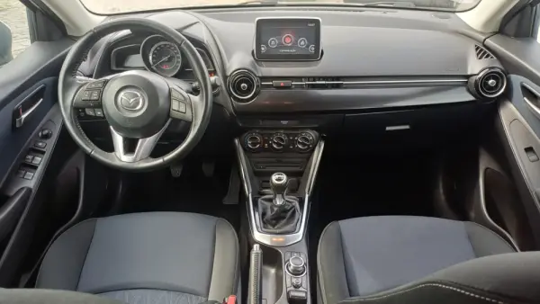 Mazda 2 1.5 Sky.Excellence 12