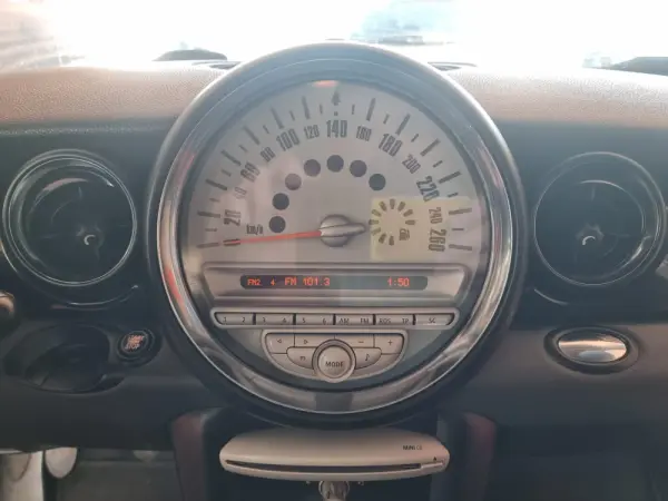 MINI 3 Portas Cooper D 13