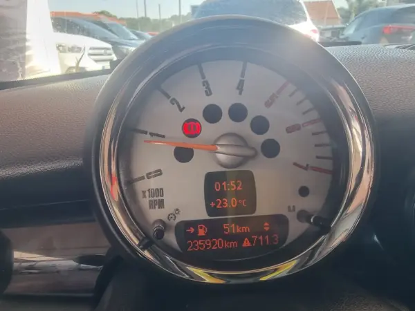 MINI 3 Portas Cooper D 14