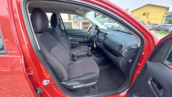 Mitsubishi Space Star Outro 12