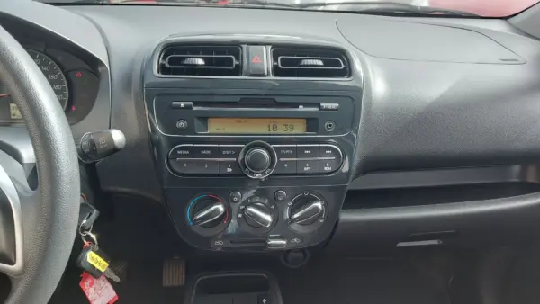 Mitsubishi Space Star Outro 15