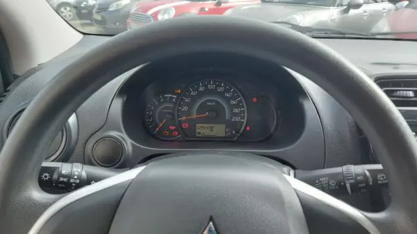 Mitsubishi Space Star Outro 16