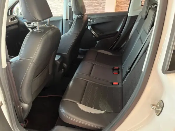 Peugeot 2008 1.2 PureTech Allure 20