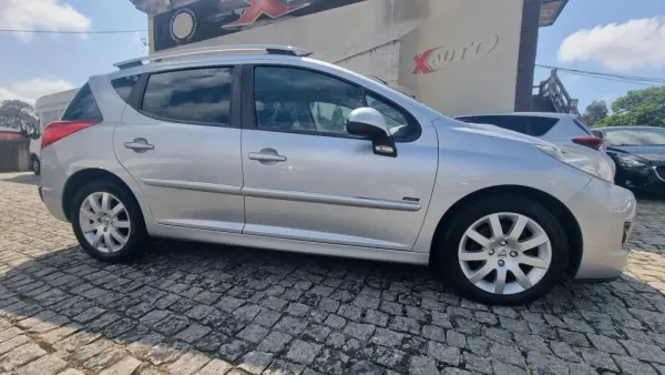 Peugeot 207 SW 1.6 HDi Sportium 8