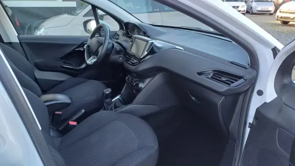 Peugeot 208 1.2 PureTech Active 13