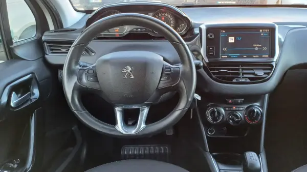 Peugeot 208 1.2 PureTech Active 15