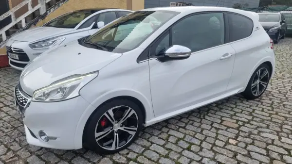 Peugeot 208 1.6 THP GTi 1