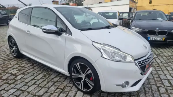 Peugeot 208 1.6 THP GTi 2