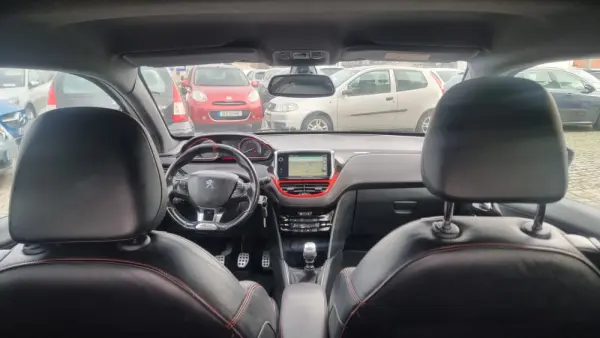 Peugeot 208 1.6 THP GTi 7