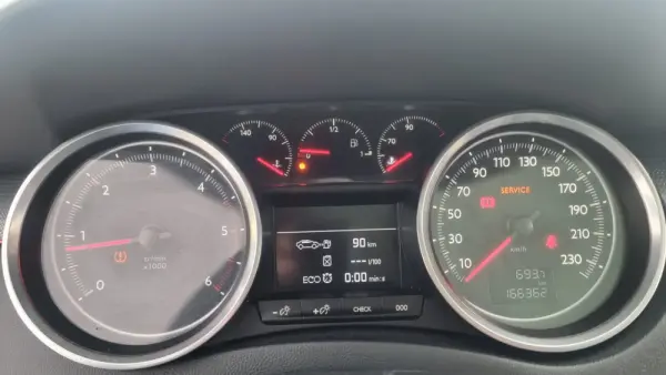 Peugeot 508 SW 1.6 e-HDi Allure 9