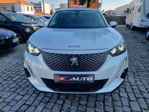 Peugeot e-2008 50 kWh Allure Pack 3