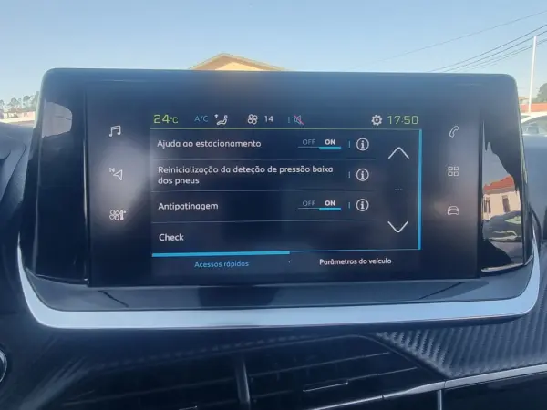 Peugeot e-2008 50 kWh Allure Pack 14