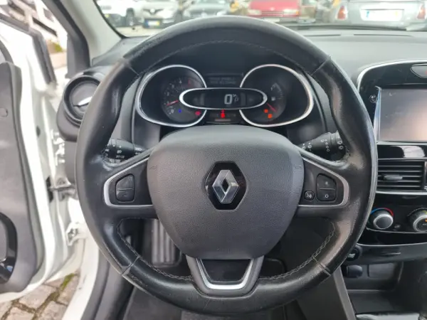 Renault Clio 9