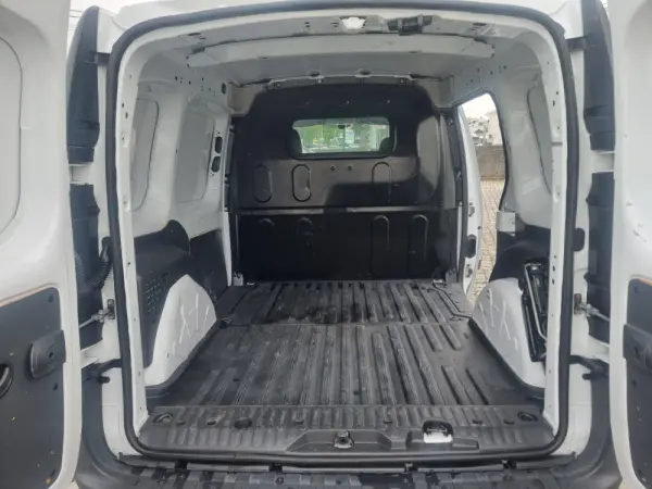 Renault Kangoo 1.5 dCi Compact Business 7