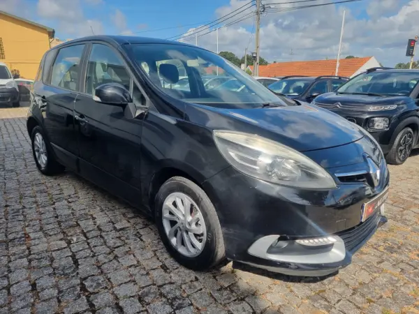 Renault Scénic 1.5 dCi Expression SS 2