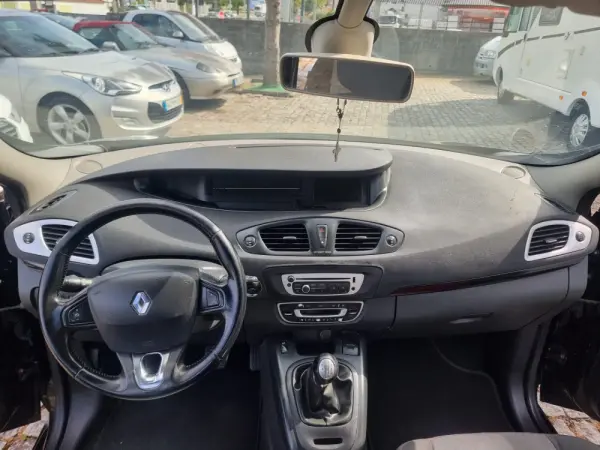 Renault Scénic 1.5 dCi Expression SS 12