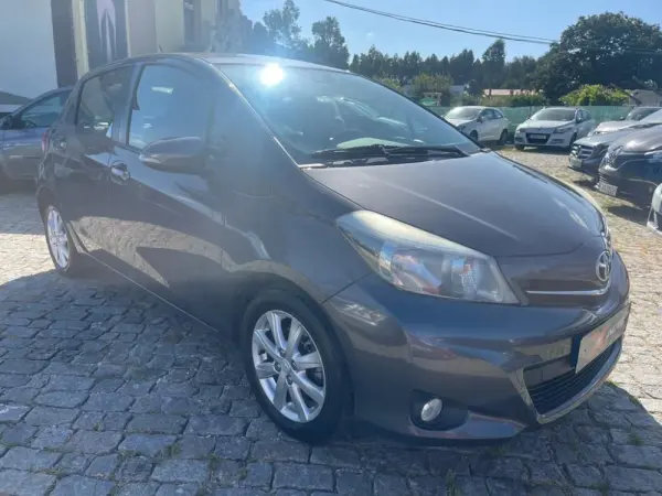 Toyota Yaris 1.0 VVT-i Comfort 3