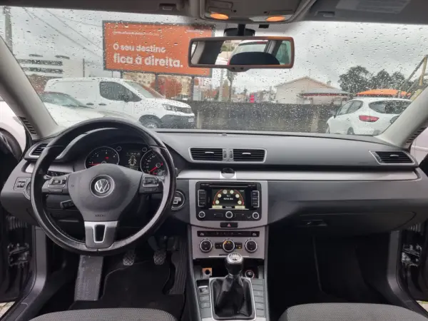 Volkswagen Passat Variant 1.6 TDi BlueMotion 8