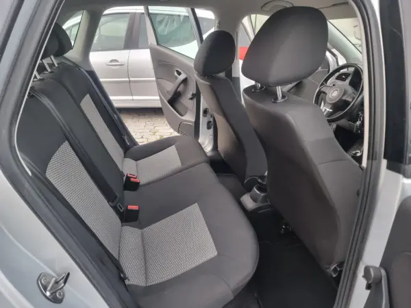 Volkswagen Polo 1.2 TDi Confortline 17