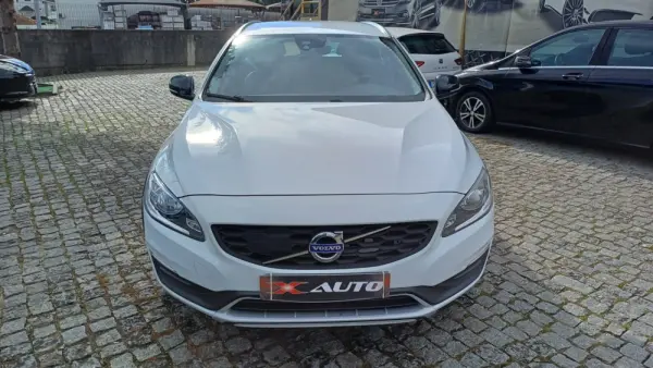 Volvo V60 Cross Country 2.0 D3 Summum 3
