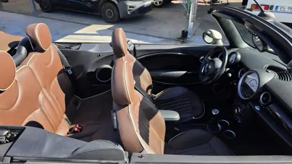 MINI Cabrio Cooper D 9