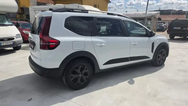 Dacia Jogger 1.0 ECO-G Extreme+ Up&Go 7L Bi-Fuel 2