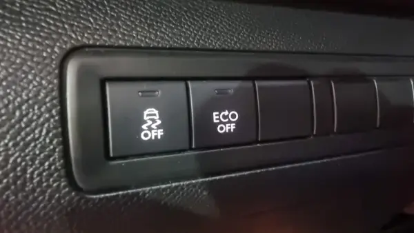 Peugeot 308 SW 1.6 BlueHDi Allure 18