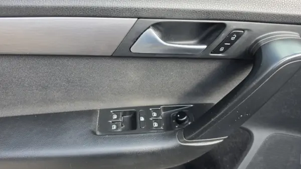 Volkswagen Passat Variant 1.6 TDI BlueMotion 16