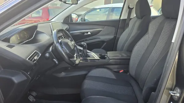 Peugeot 3008 1.6 BlueHDi Active 10