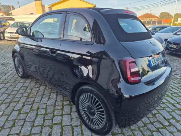 Fiat 500e C Passion 4