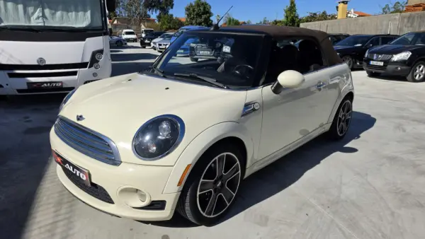 MINI Cabrio Cooper D 11