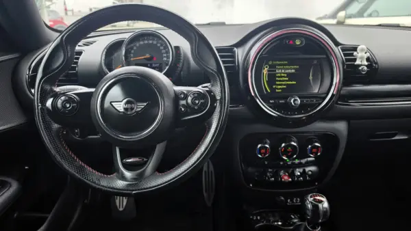 MINI Countryman One D Sport Edition 8