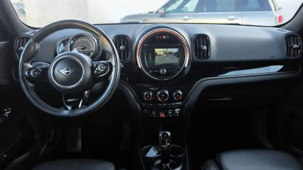MINI Countryman One D Sport Edition Auto 9