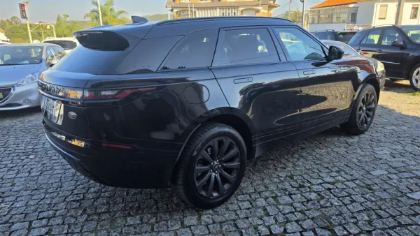 Land Rover Range Rover Velar 2.0 D R-Dynamic SE 6