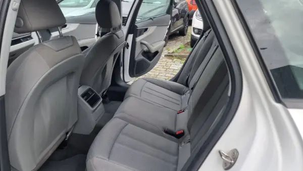 Audi A4 Avant 8