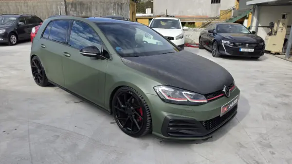 Volkswagen Golf 2.0 TSi GTi DSG Performance 1