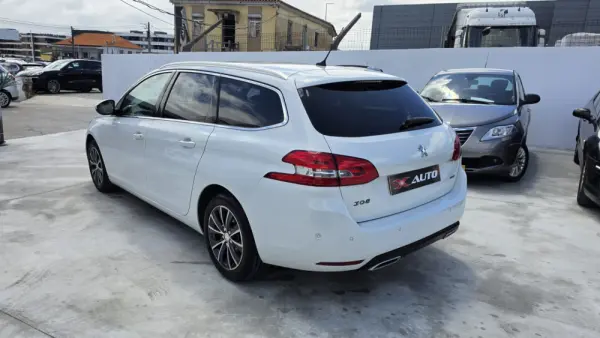 Peugeot 308 SW 1.6 BlueHDi Style 3