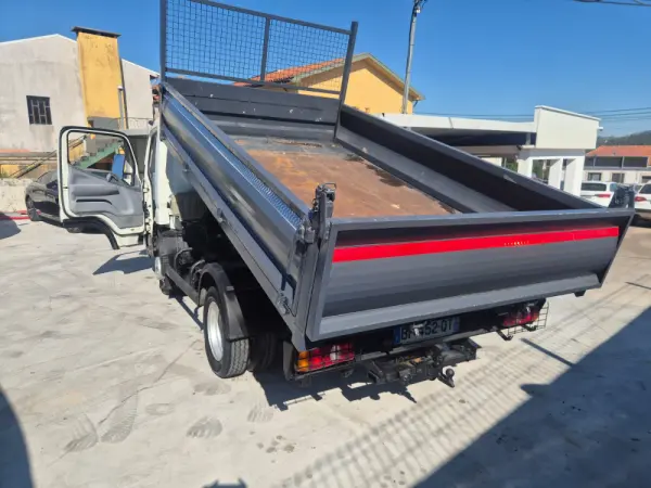 Mitsubishi Canter 3C13 9