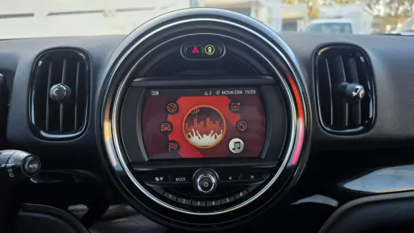 MINI Countryman One D Sport Edition Auto 13