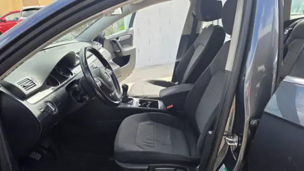 Volkswagen Passat Variant 1.6 TDI BlueMotion 12