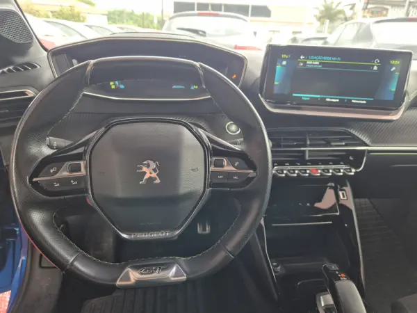 Peugeot e-208 50 kWh GT Line 8